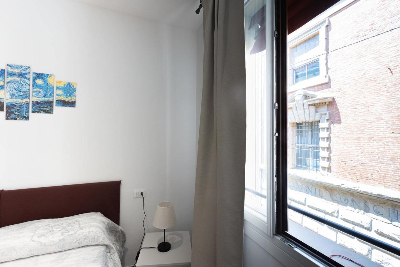 Goito 4, Bologna By Short Holidays Eksteriør billede